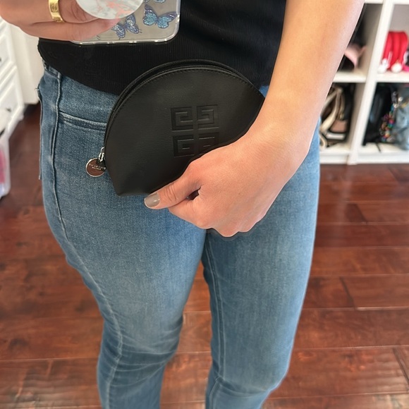 Givenchy beauty bag - Picture 6 of 6